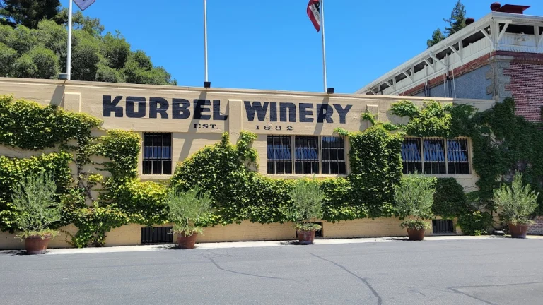 Korbel Delicatessen & Market, Guerneville
