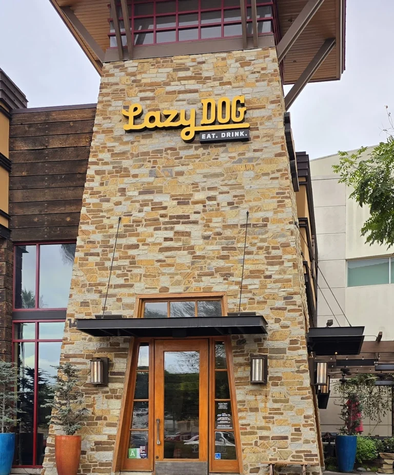 Lazy Dog Restaurant & Bar, a dog-friendly bar in West Covina, California