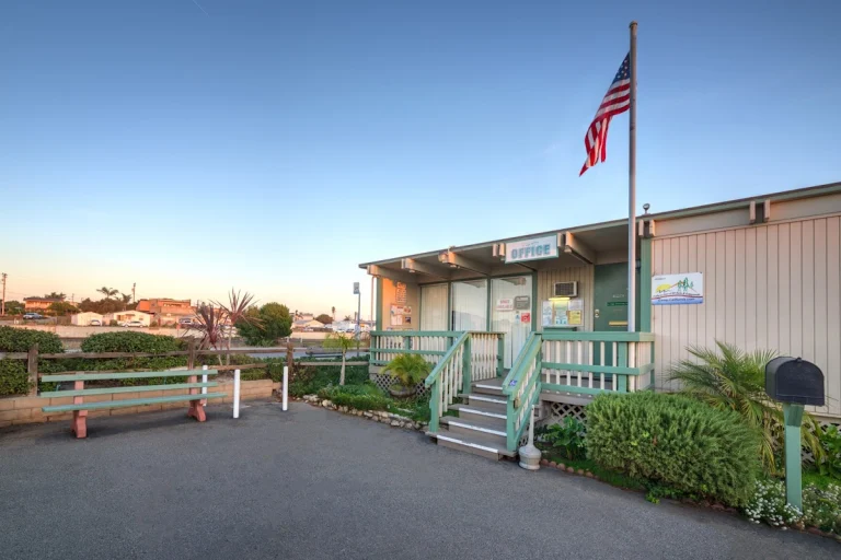 Le Sage Riviera, a dog-friendly campground in Grover Beach, California