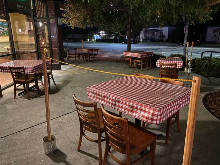 Mary's Pizza Shack, Vacaville
