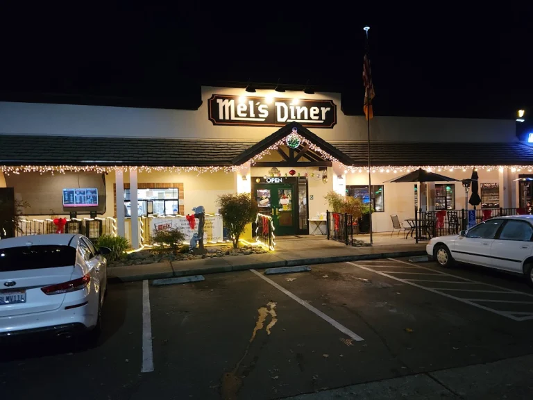 Mel & Faye's Diner, Jackson