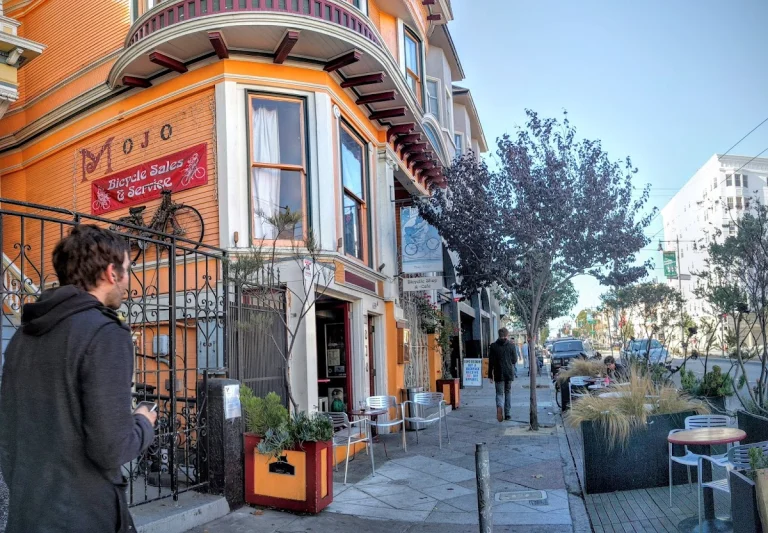 Mojo Bicycle Cafe, San Francisco