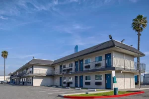 Motel 6