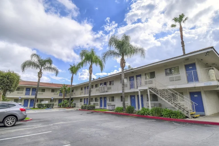 Motel 6 Chino, a dog-friendly hotel in Chino, California