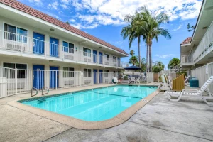 Motel 6 Costa Mesa