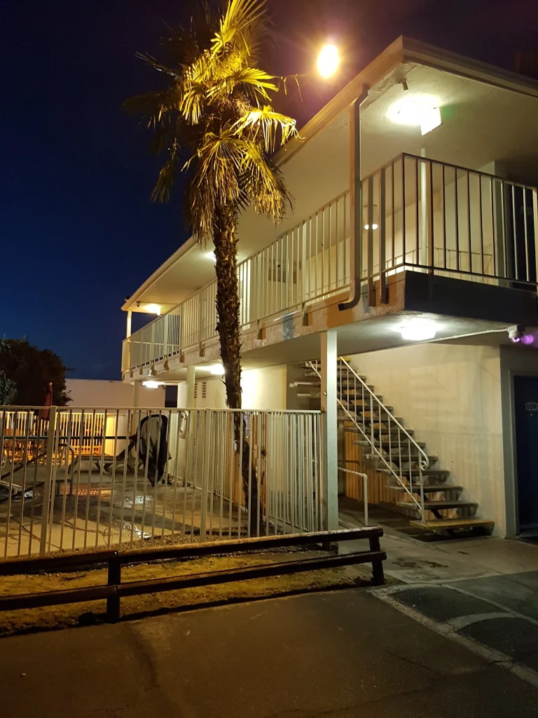 Motel 6 Fresno Blackstone, a dog-friendly hotel in Fresno, California