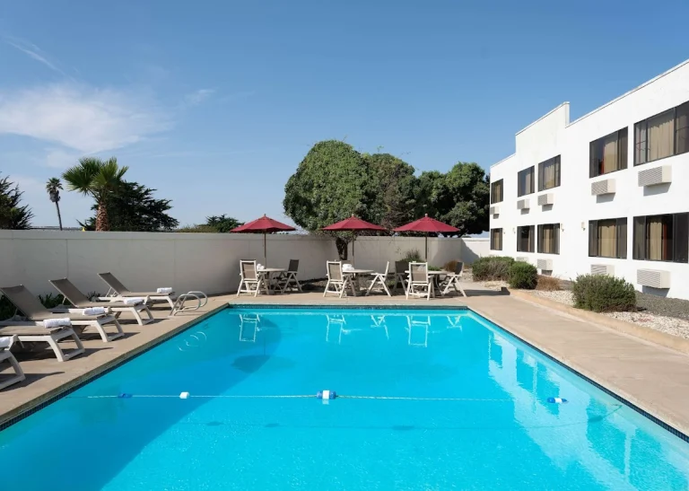 Motel 6 - San Simeon, a dog-friendly hotel in San Simeon, California