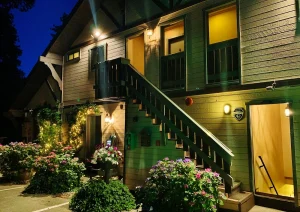 North Shore Inn