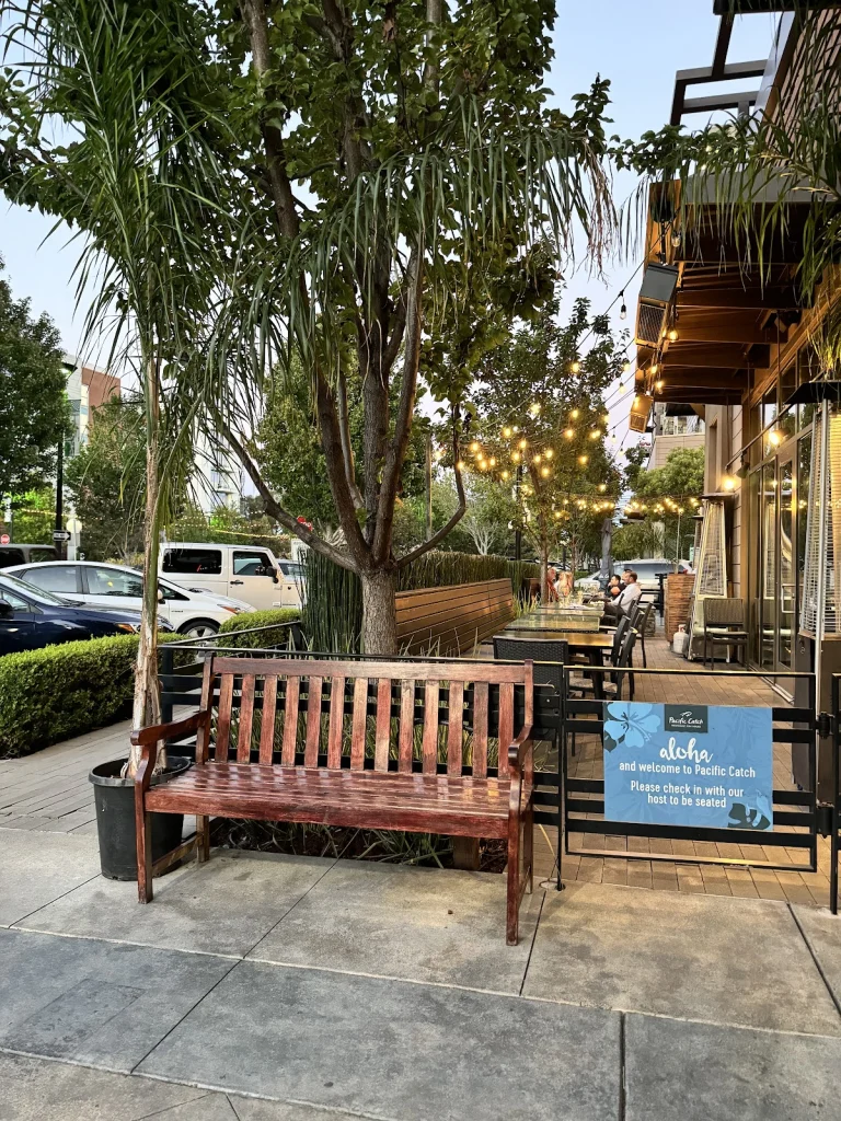 Pacific Catch, a dog-friendly restaurant in Mountain View, California