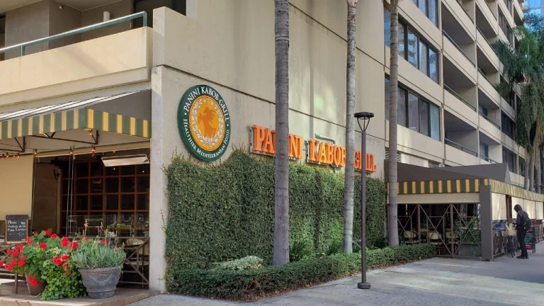 Panini Cafe, a dog-friendly restaurant in Los Angeles, California