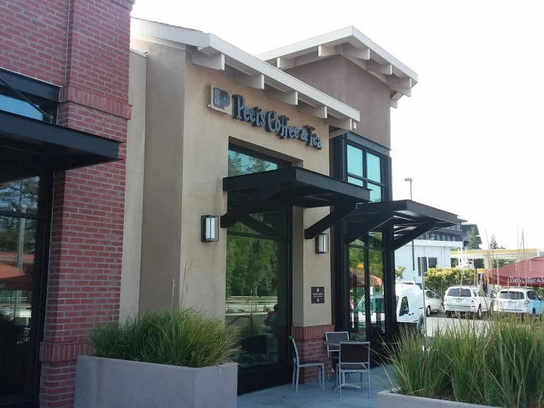 Peet's Coffee, a dog-friendly coffee shop in Novato, California