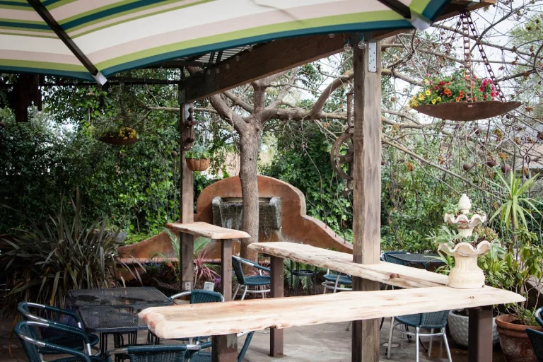 Pita Q, a dog-friendly restaurant in Sacramento, California