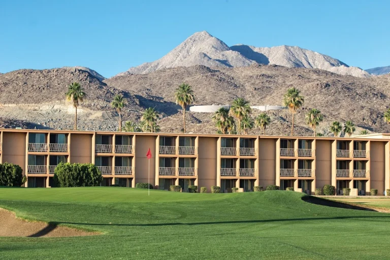 Plaza Resort Timeshares — dog-friendly vacation rentals in Palm Springs