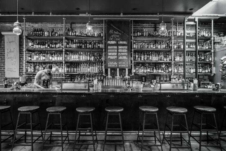 Prizefighter, a dog-friendly bar in Emeryville, California