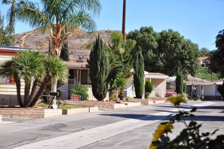 Reche Canyon Mobile Estates, a dog-friendly campground in Colton, California