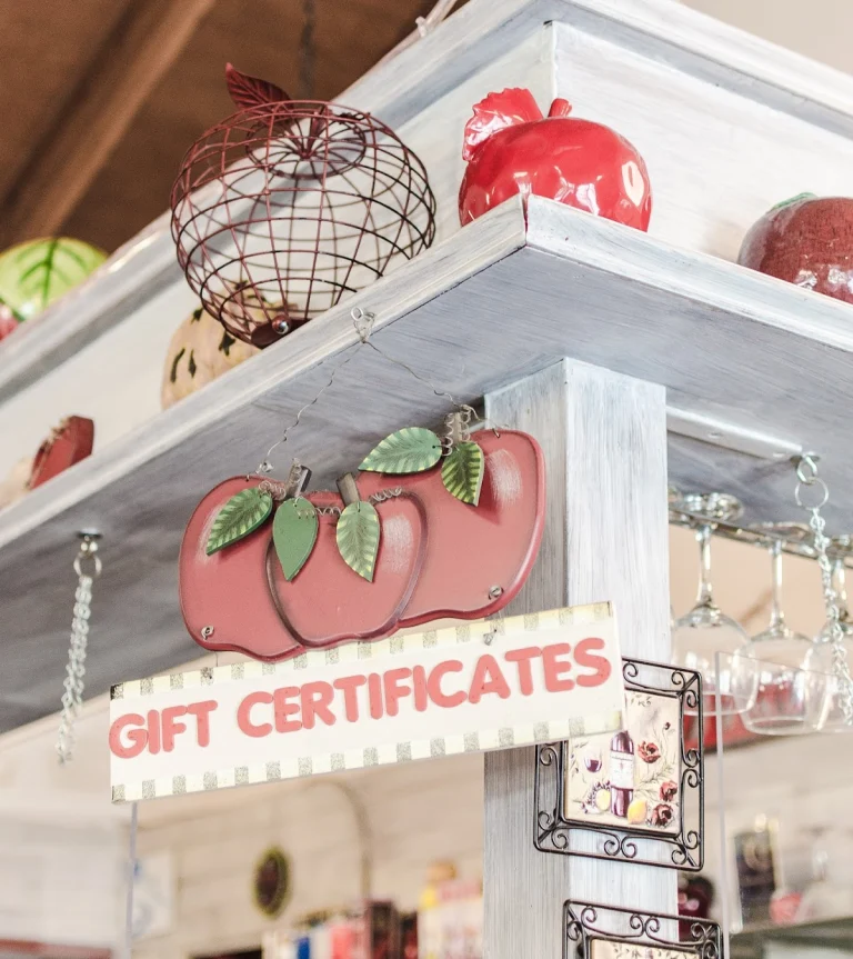 Red Apple Cafe
