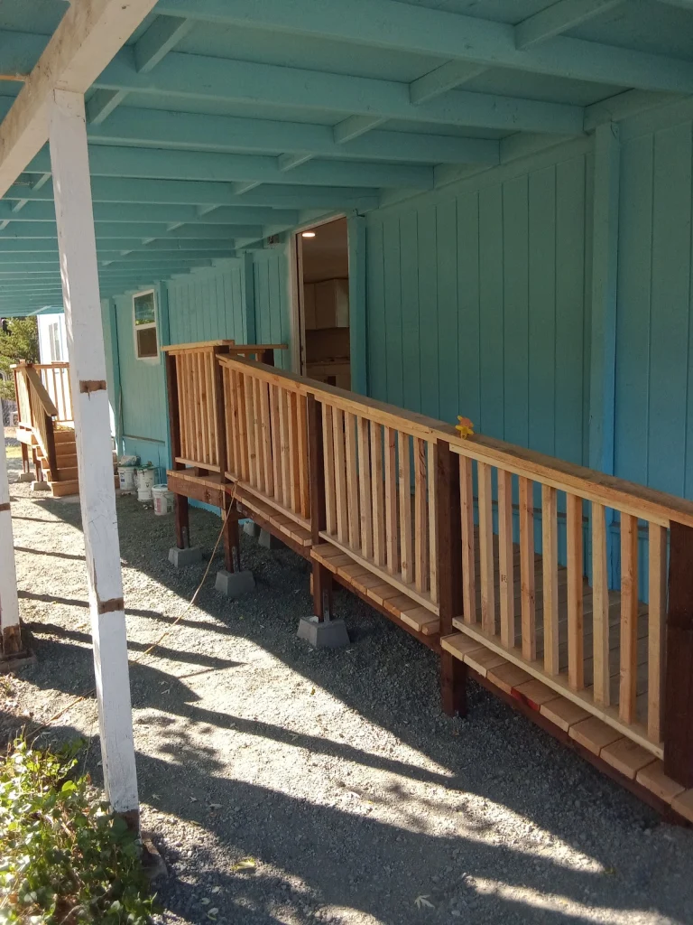 River Oaks Resort, a dog-friendly campground in Lewiston, California