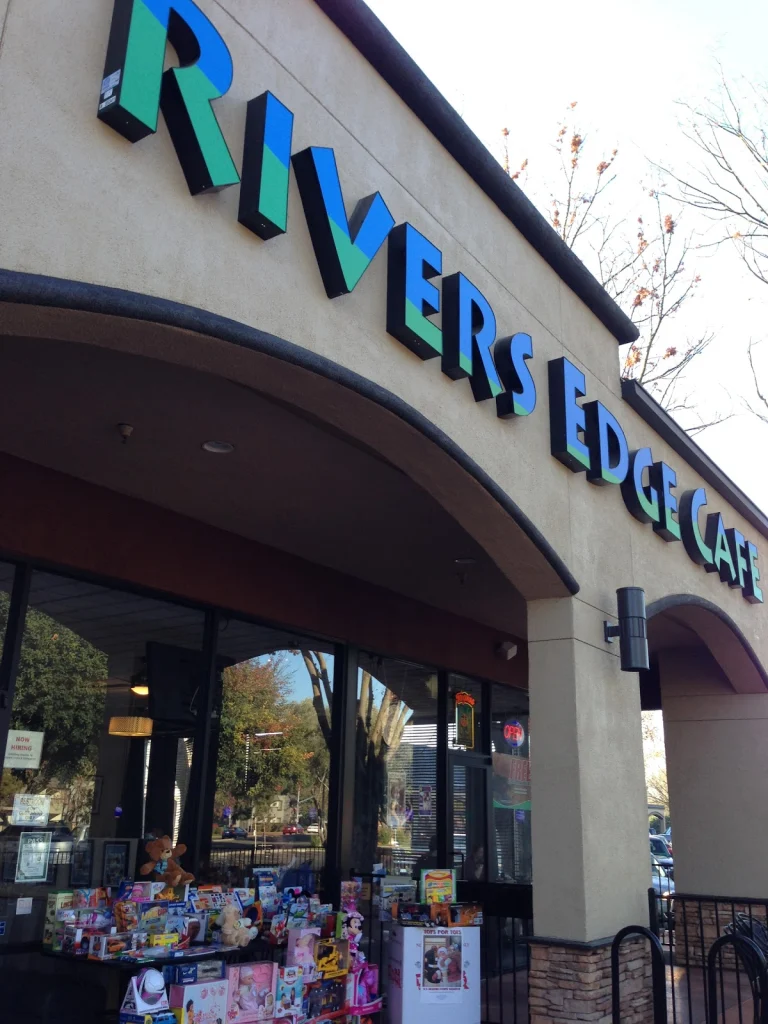 Rivers Edge Cafe, a dog-friendly restaurant in Sacramento, California