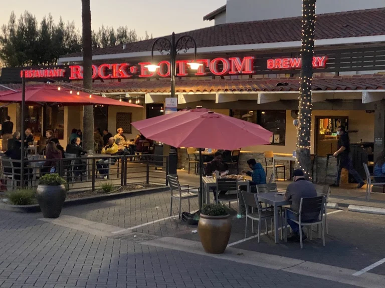 Rock Bottom Brewery, Campbell