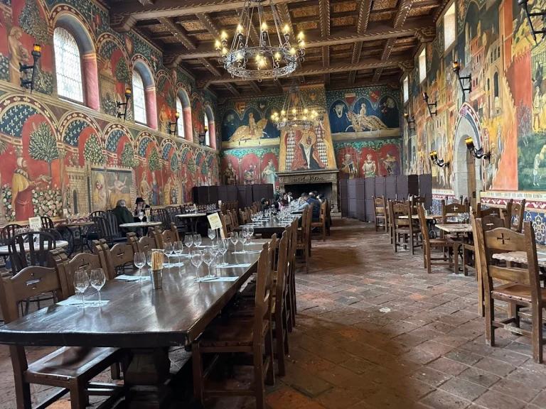 Rutherford Grill, a dog-friendly restaurant in Rutherford, California