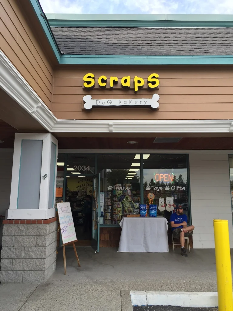 Scraps Dog Bakery, Grass Valley