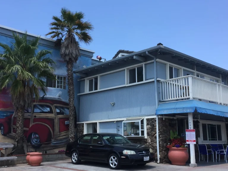 Shores Inn