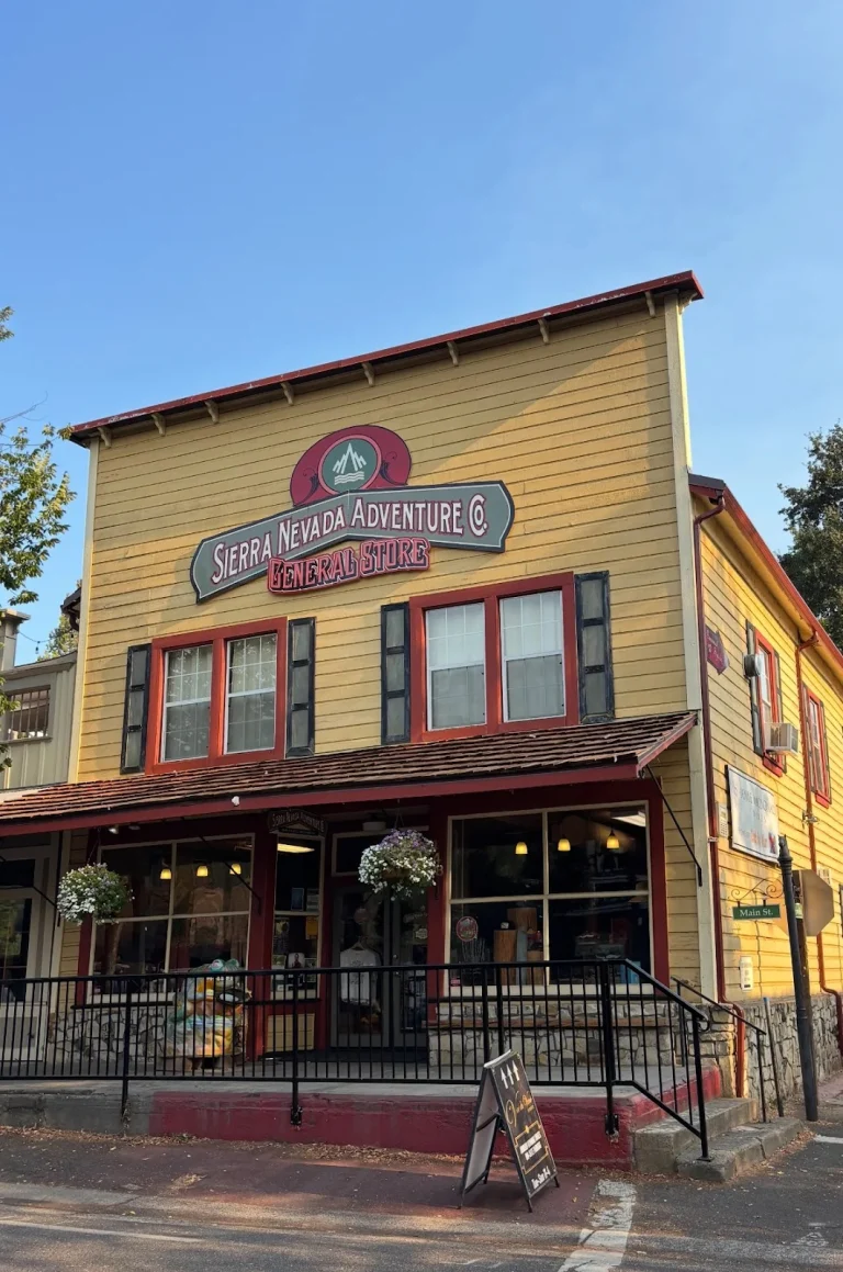 Sierra Nevada Adventure, a dog-friendly boating destination in Arnold, California