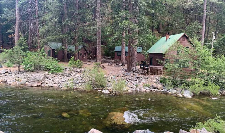 Sierra Solitude, Sierra City