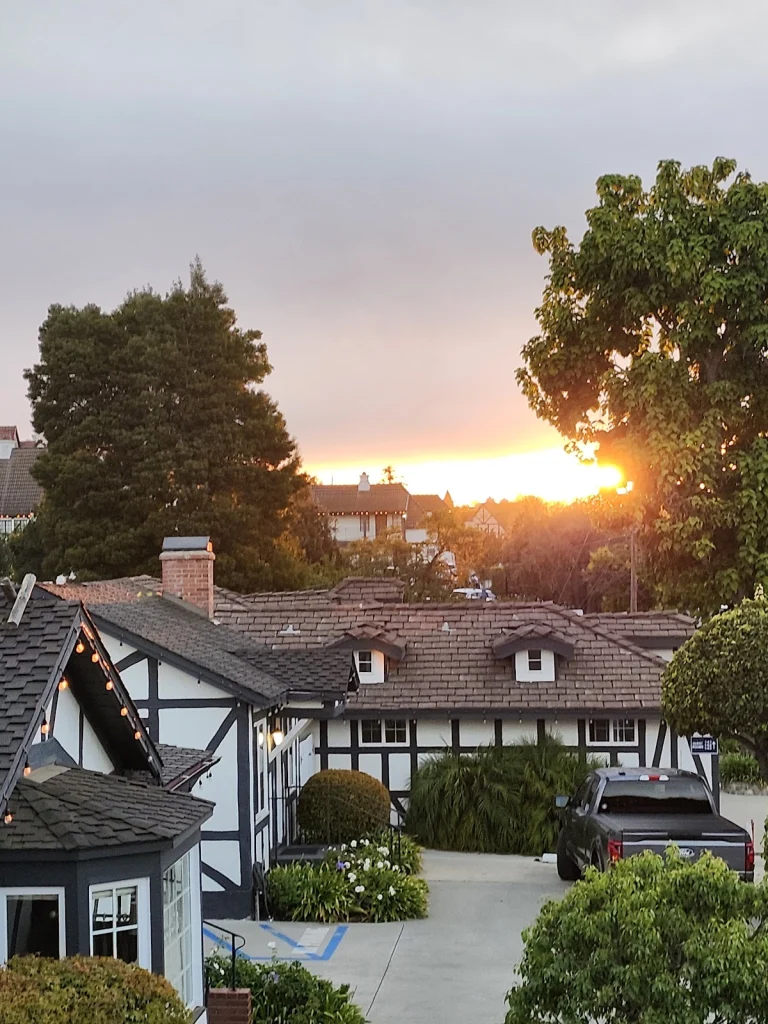 Solvang Inn and Cottages