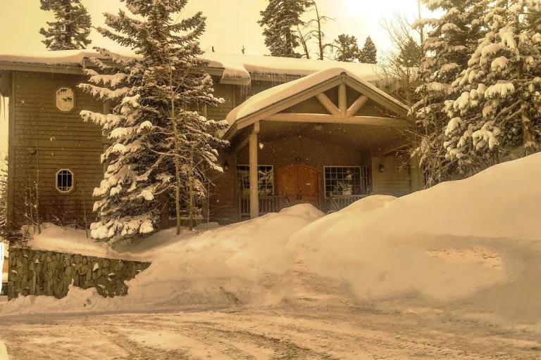 Sonenalp at Canyon Lodge — dog-friendly vacation rentals in Mammoth Lakes