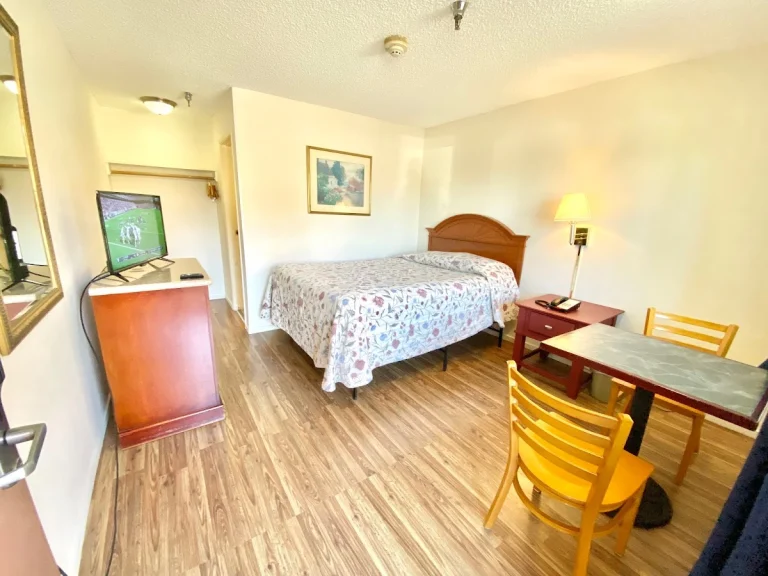 Springtown Inn, Livermore