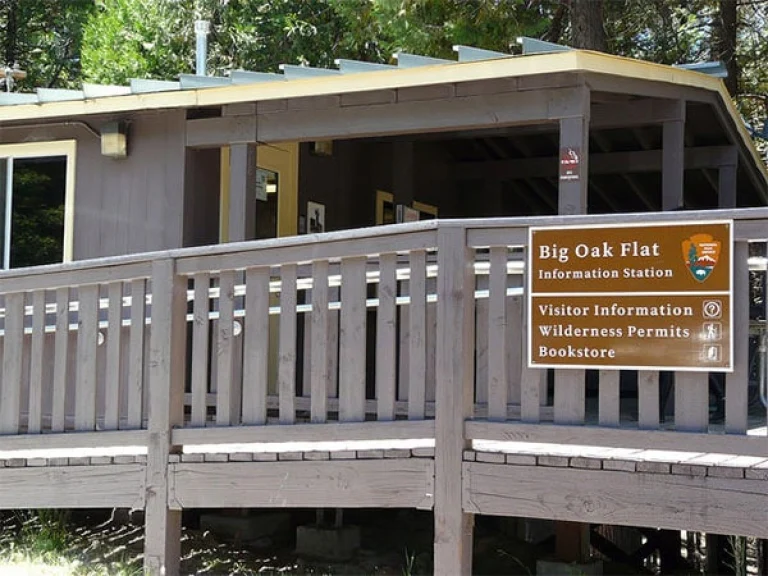 Image from Tuolumne county (north/big oak flat) entrance on DogTrekker