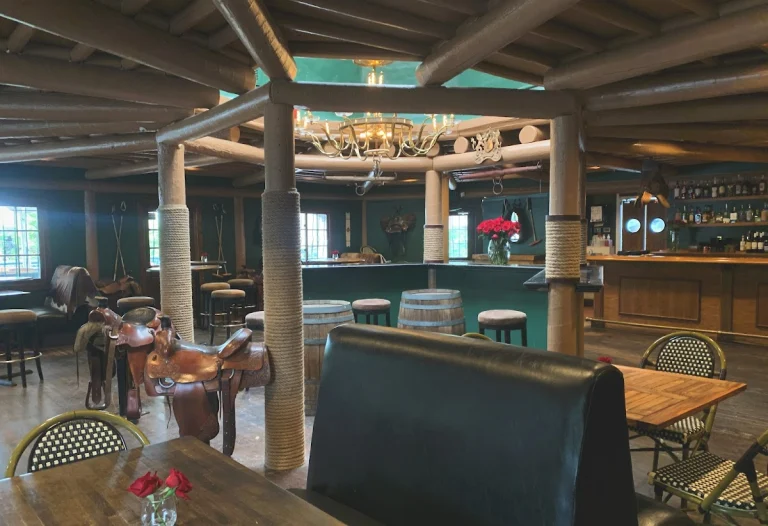 Tack Room Tavern