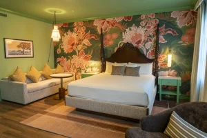 The Carlton Hotel
