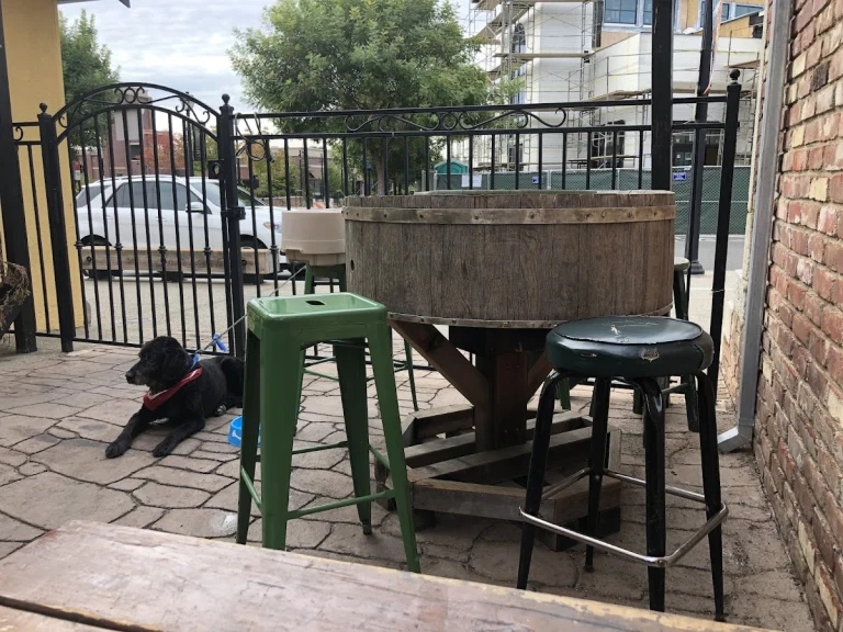 The Fat Rabbit Public House, a dog-friendly restaurant in Folsom, California