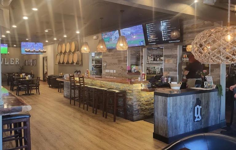 The Growler Pub, a dog-friendly bar in Danville, California
