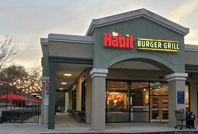 The Habit Burger Grill, a dog-friendly restaurant in Novato, California