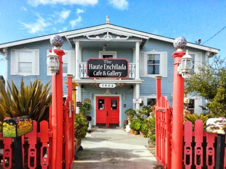 The Haute Enchilada, a dog-friendly restaurant in Moss Landing, California