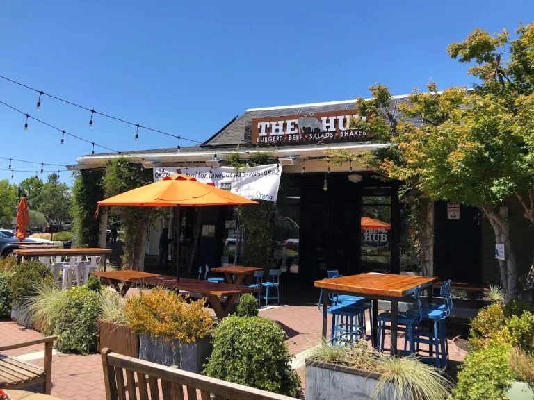 The Hub, a dog-friendly restaurant in San Anselmo, California