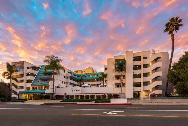 The Warwick, a dog-friendly restaurant in San Diego, California