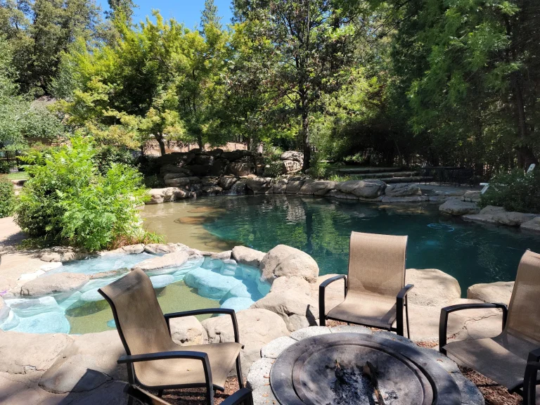 The Z's Retreat — dog-friendly vacation rentals in Mariposa
