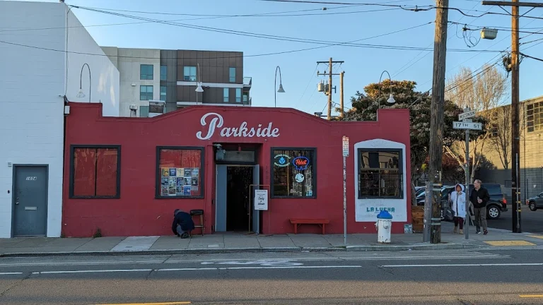 Thee Parkside, a dog-friendly bar in San Francisco, California