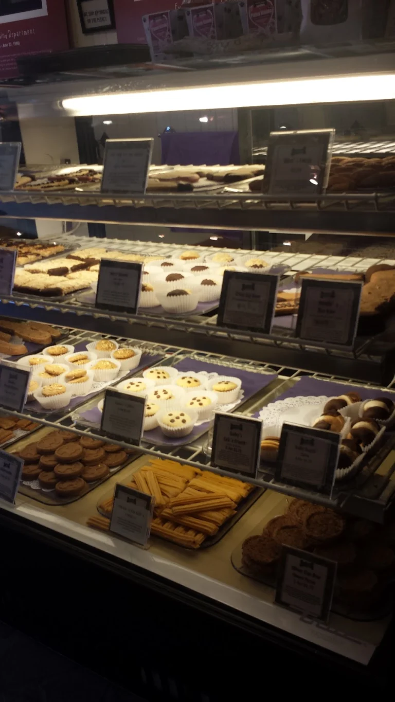 Three Dog Bakery, Sonoma
