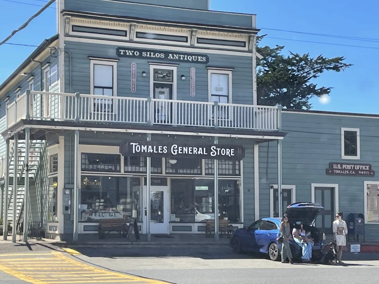 Tomales Deli and Cafe, Tomales