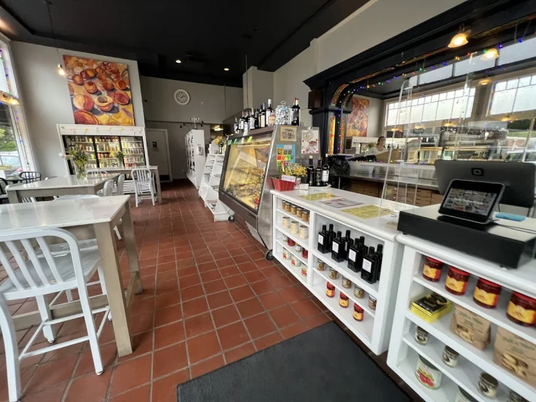 Tony Tutto Pizza, a dog-friendly restaurant in Ross, California