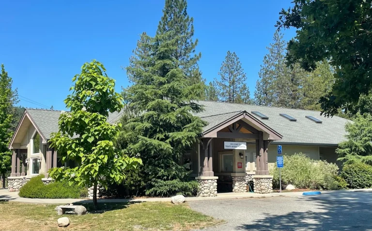 Trinity Animal Hospital, a dog-friendly veterinary clinic in Weaverville, California