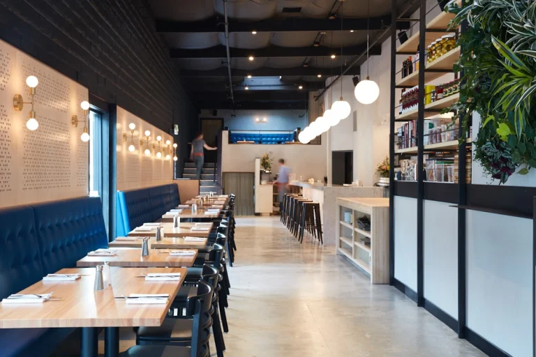 West End Tap & Kitchen, a dog-friendly restaurant in Santa Cruz, California