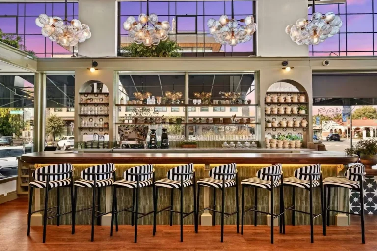 Whispers Cafe & Creperie
