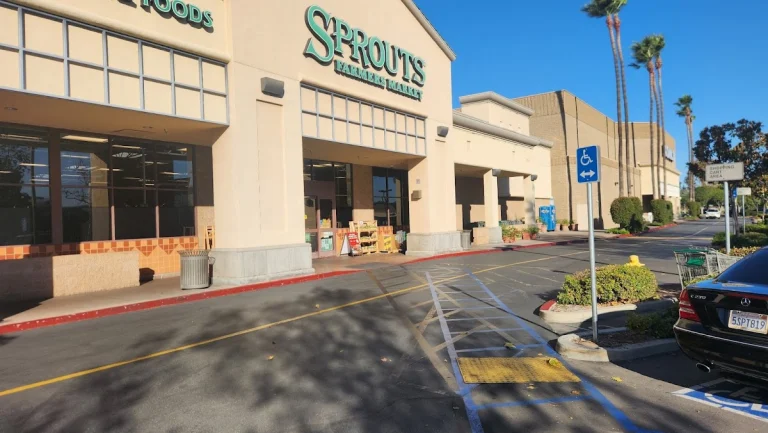 Whole Foods Market, Tustin