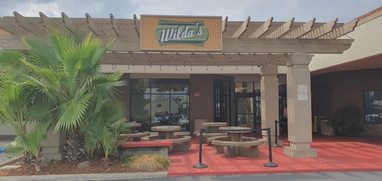Wilda's Grill, a dog-friendly restaurant in Redding, California